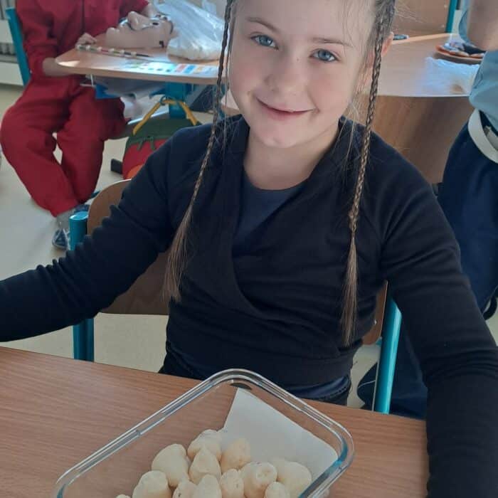 6f106698-4495-4129-be7e-f00da663e9b2